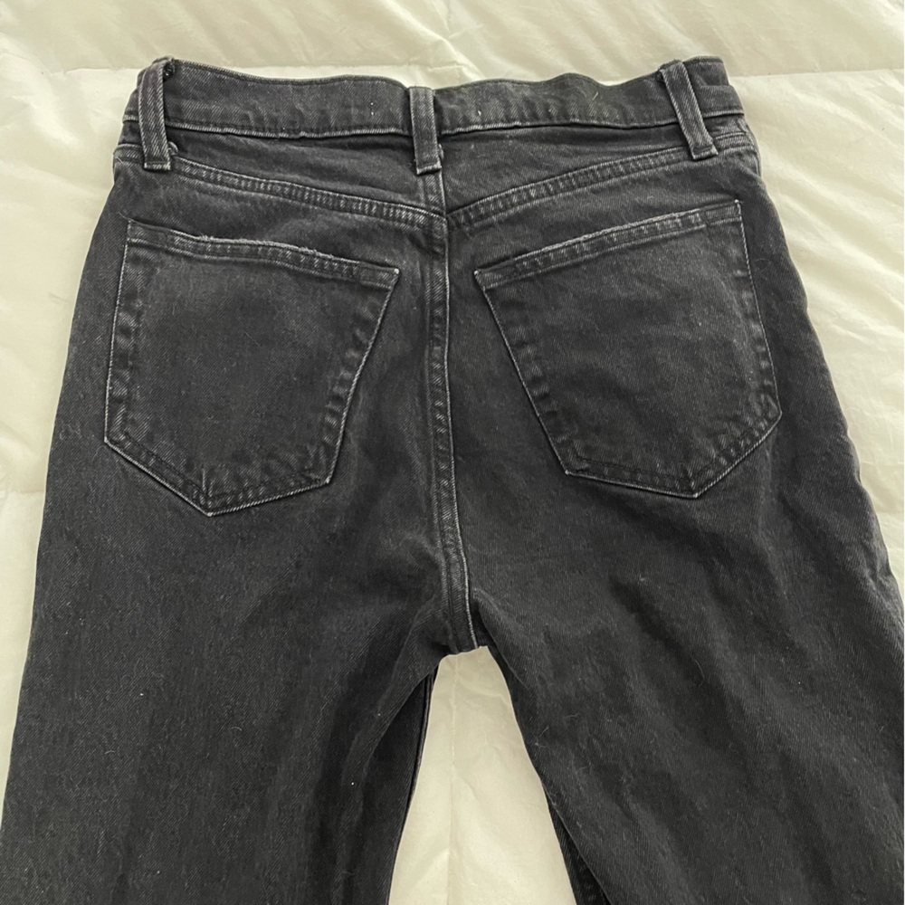 90's Ultra High Rise Relaxed Jeans - Picture 7 of 9